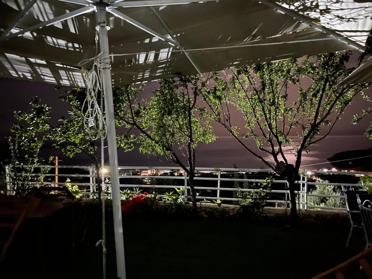 Persephone Hotel ฮีมาเรอ ภายนอก รูปภาพ